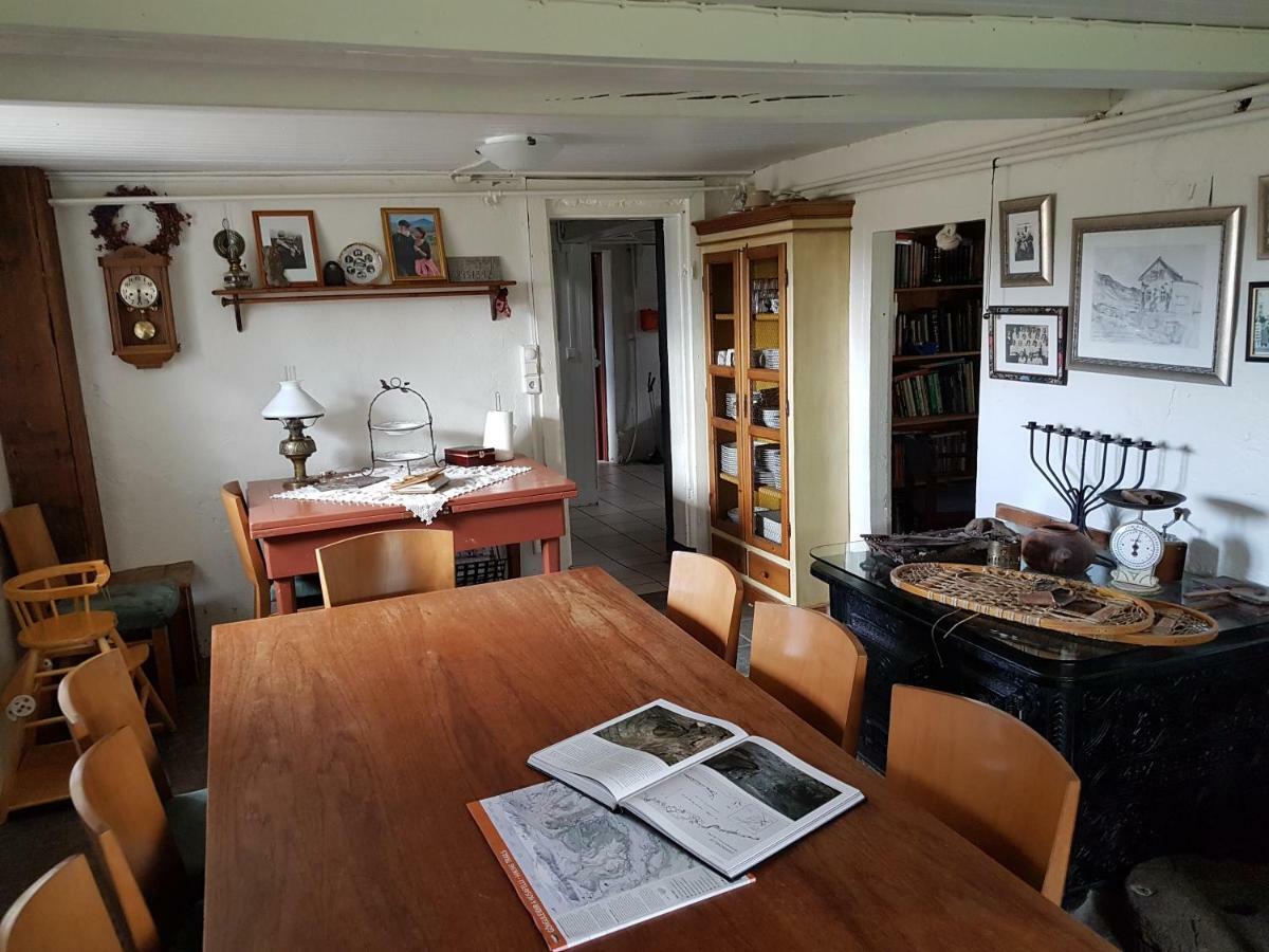 Húsafell Guesthouse Gamli Baer المظهر الخارجي الصورة